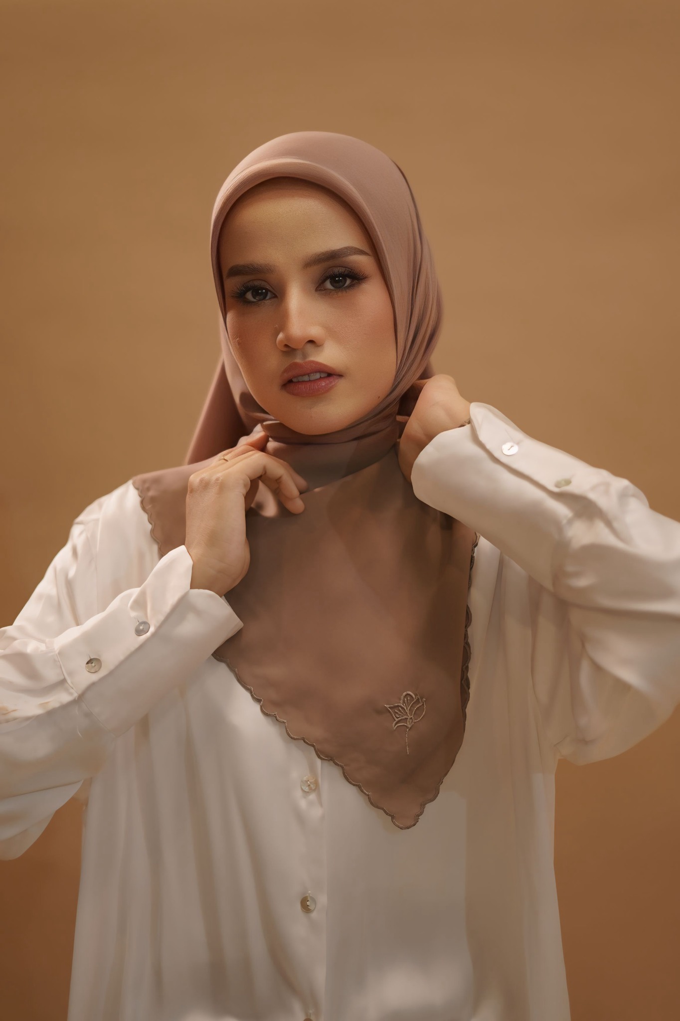 Arabian Embroidery Tyana Brown Series