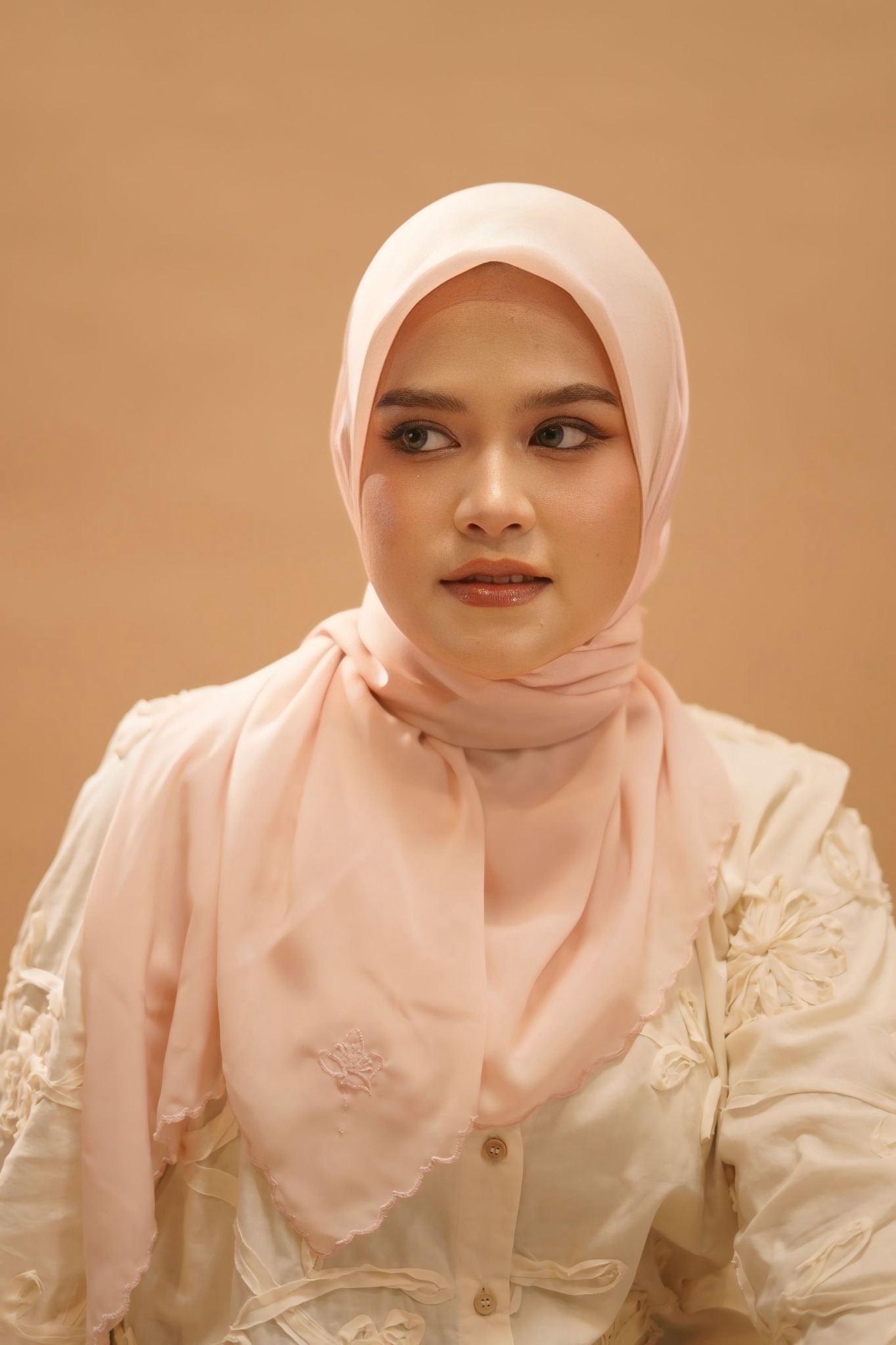 Arabian Embroidery Tyana Pink Series