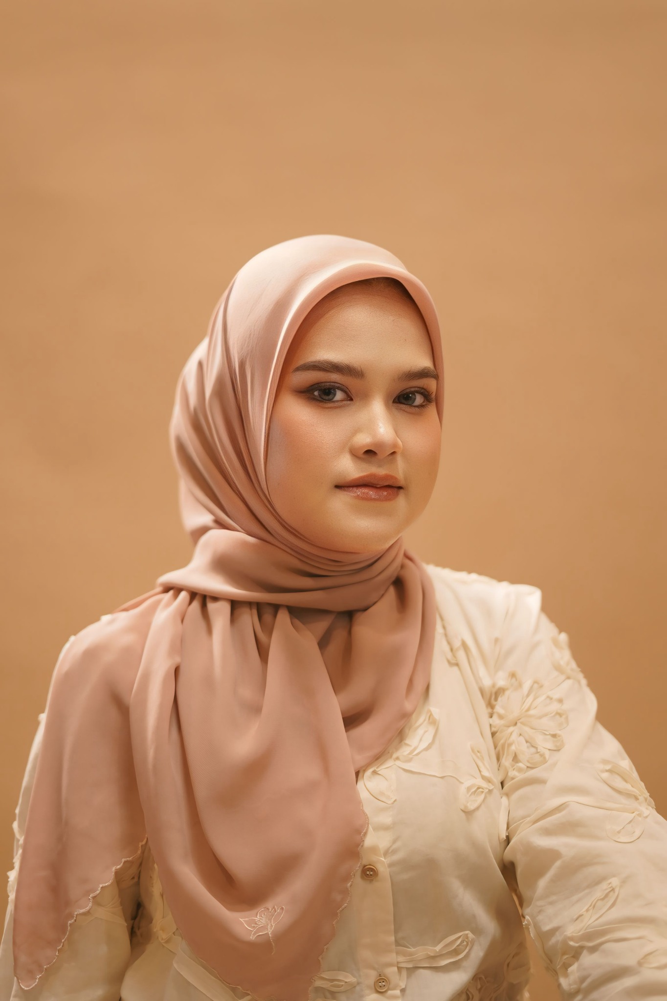 Arabian Embroidery Tyana Pink Series