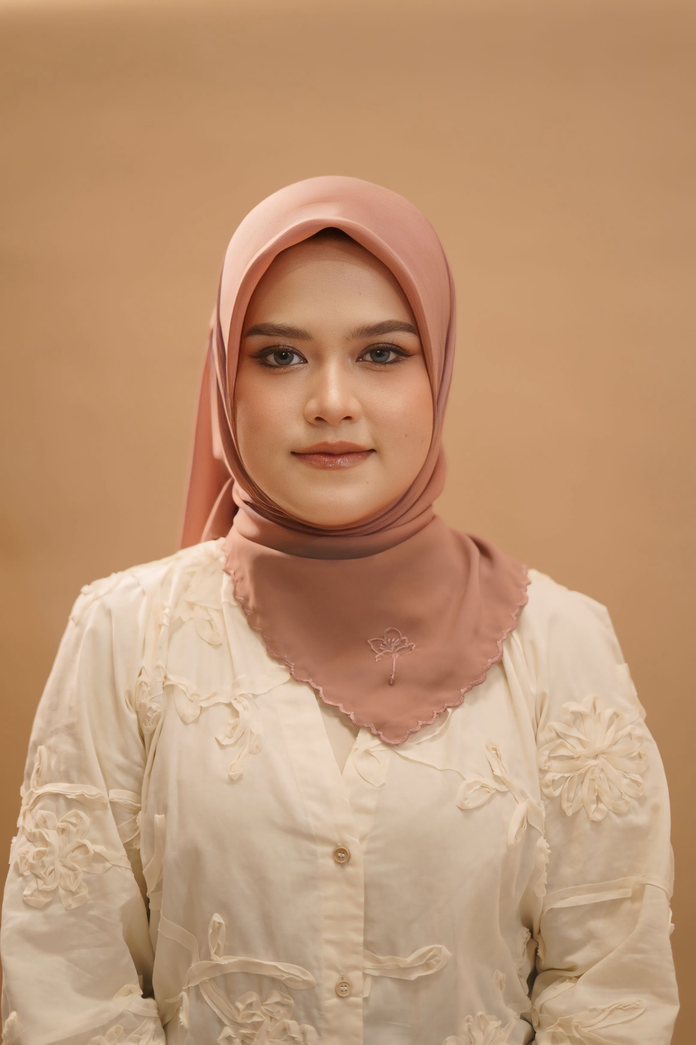 Arabian Embroidery Tyana Pink Series