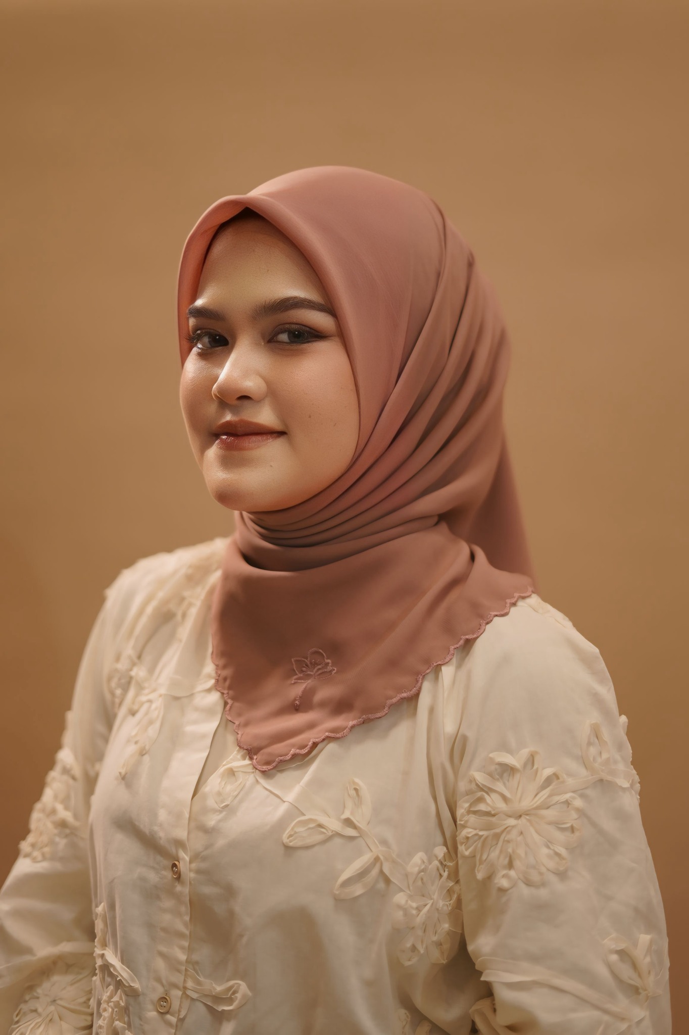 Arabian Embroidery Tyana Pink Series