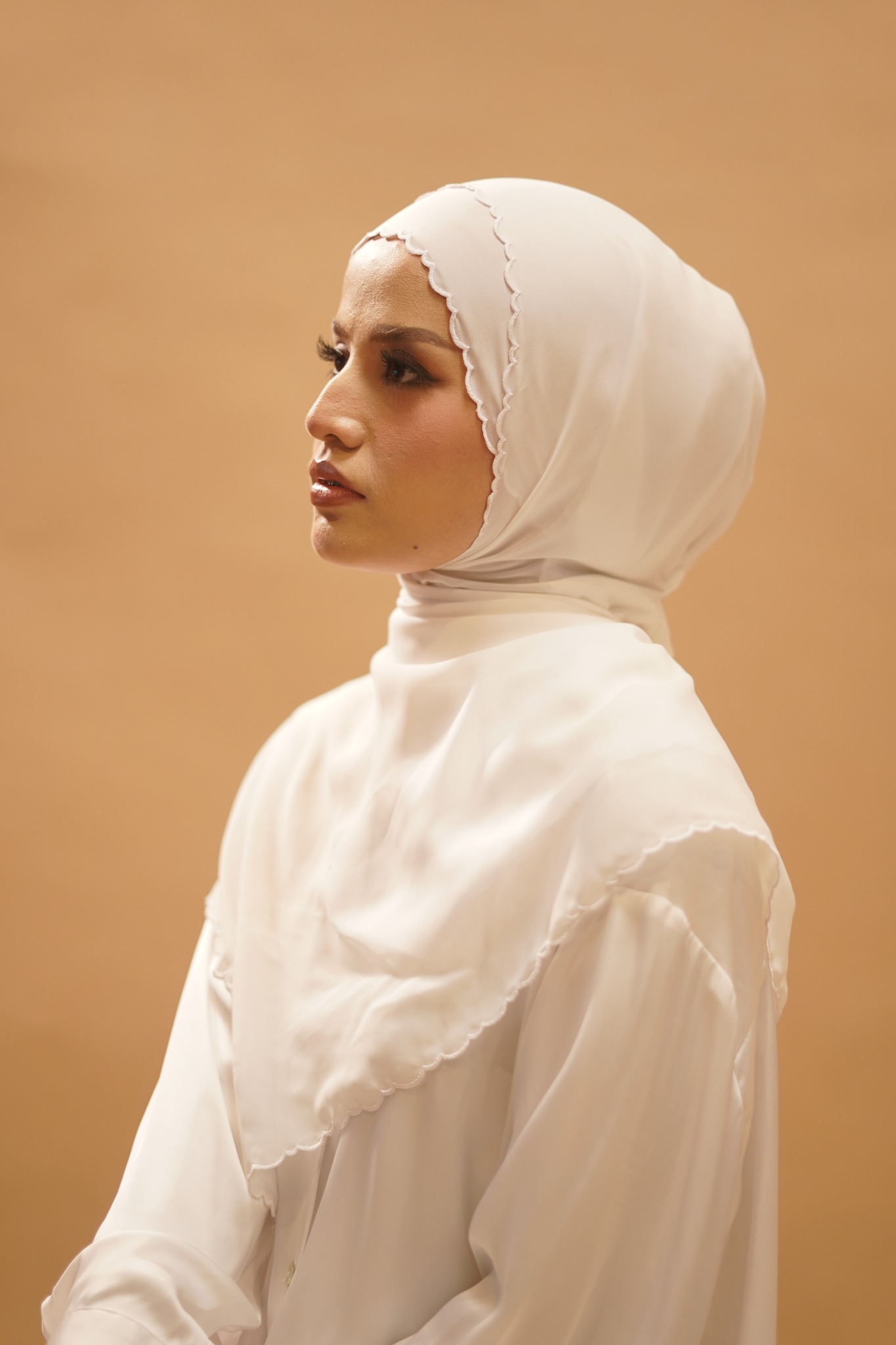 Arabian Embroidery Tyana Off White