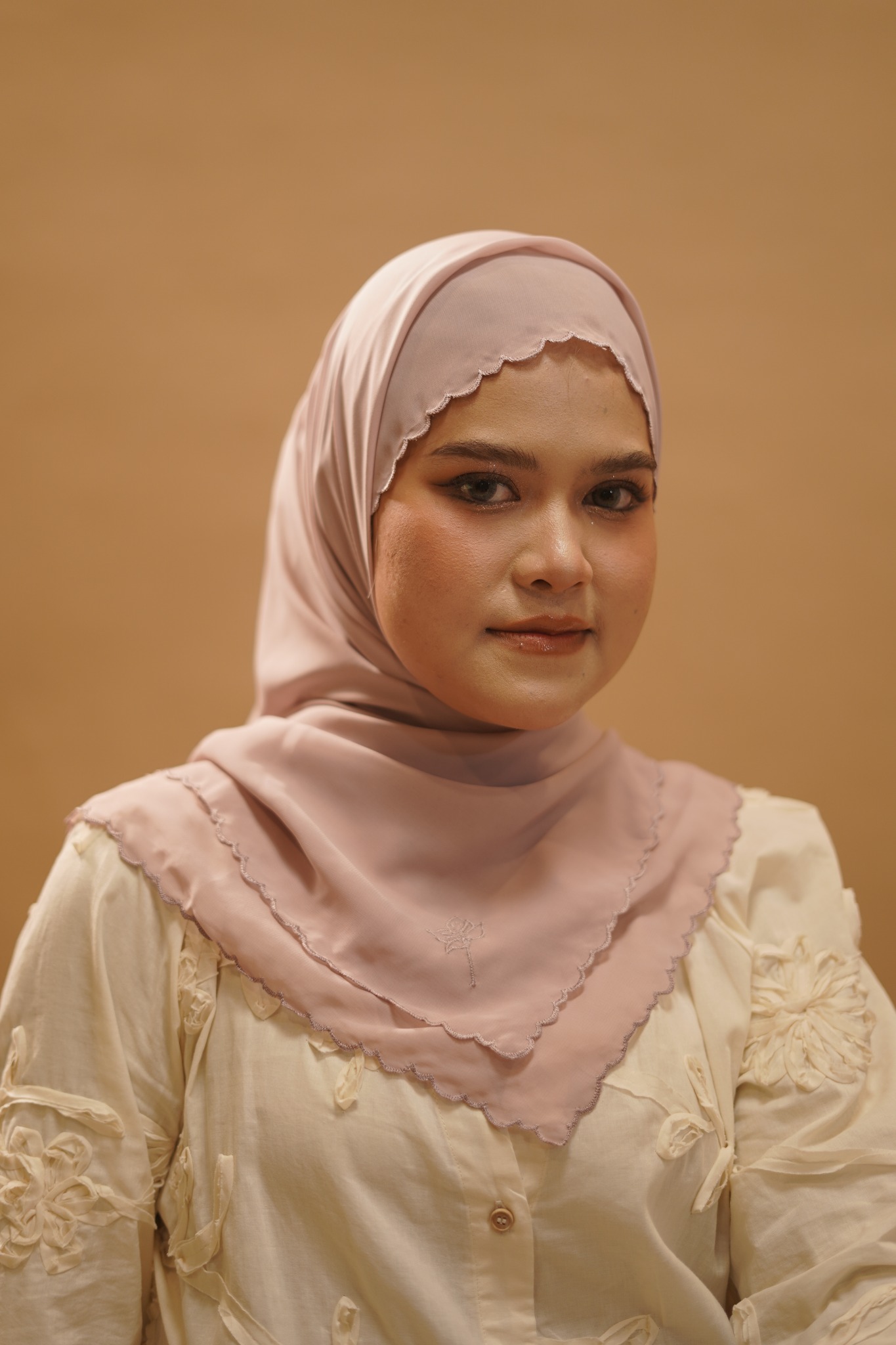 Arabian Embroidery Tyana Purple Series