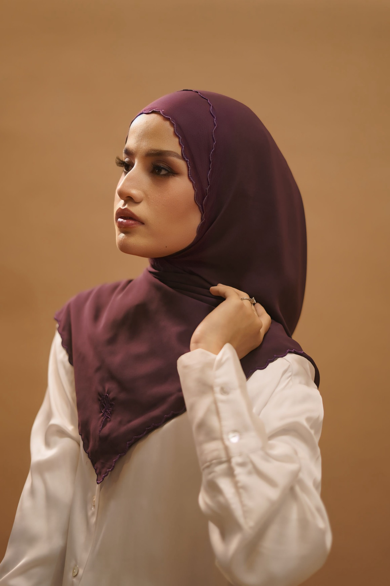 Arabian Embroidery Tyana Purple Series