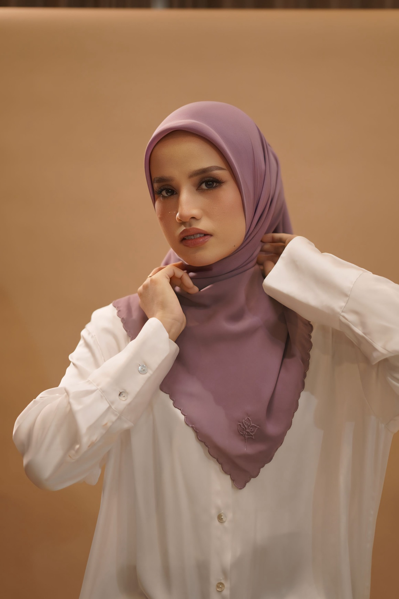 Arabian Embroidery Tyana Purple Series