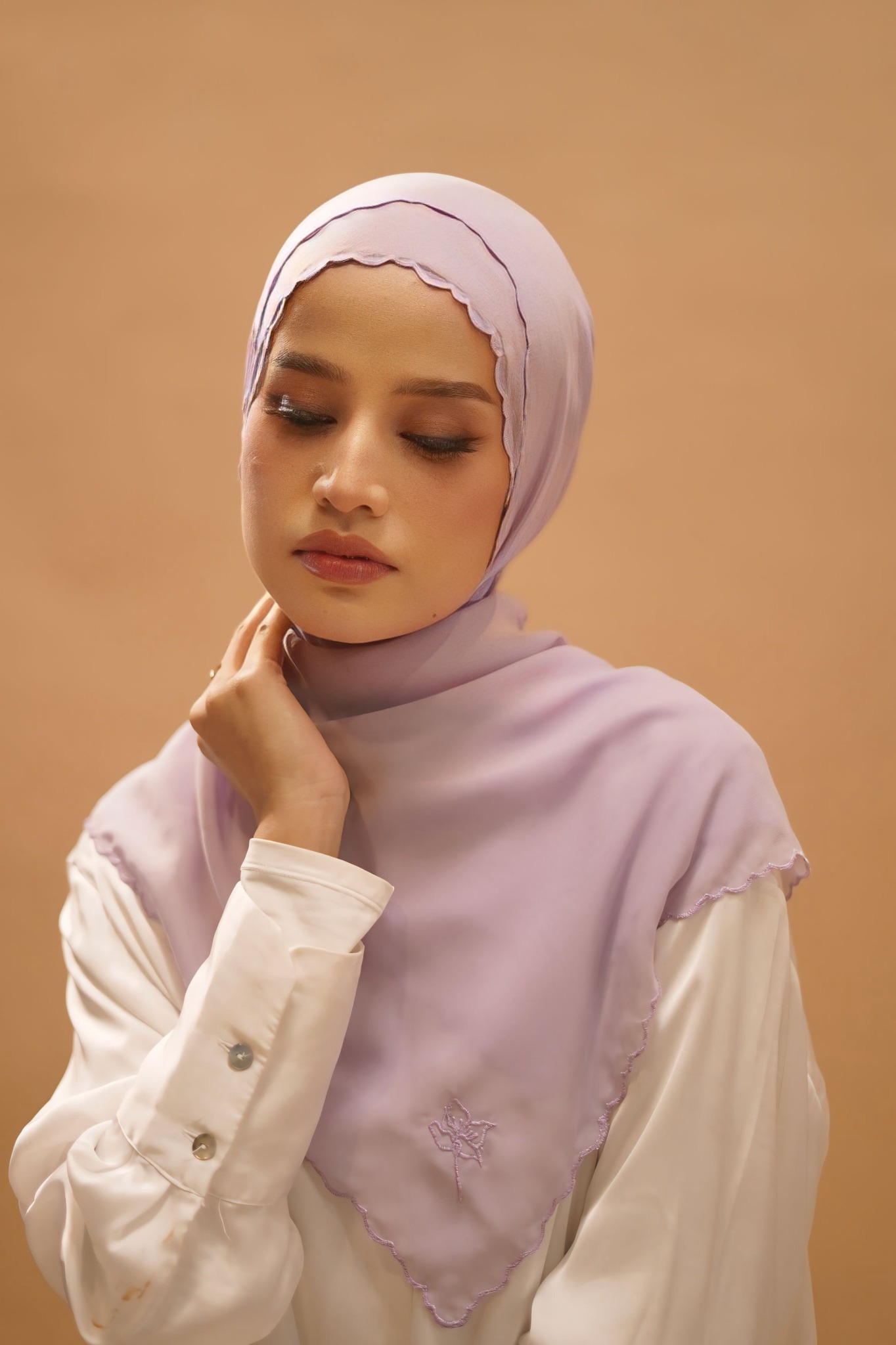 Arabian Embroidery Tyana Purple Series