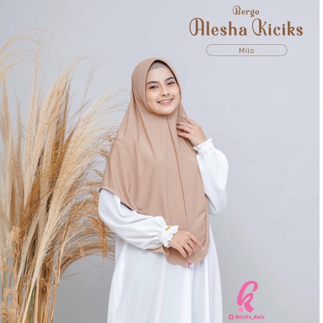 Kiciks - Bergo Alesha Non Renda Pet Antem (Anti Tembem)