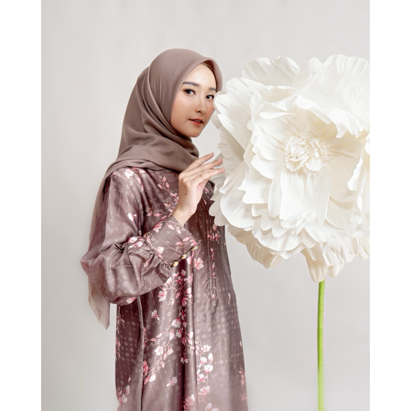MAGNOLIA DRESS
