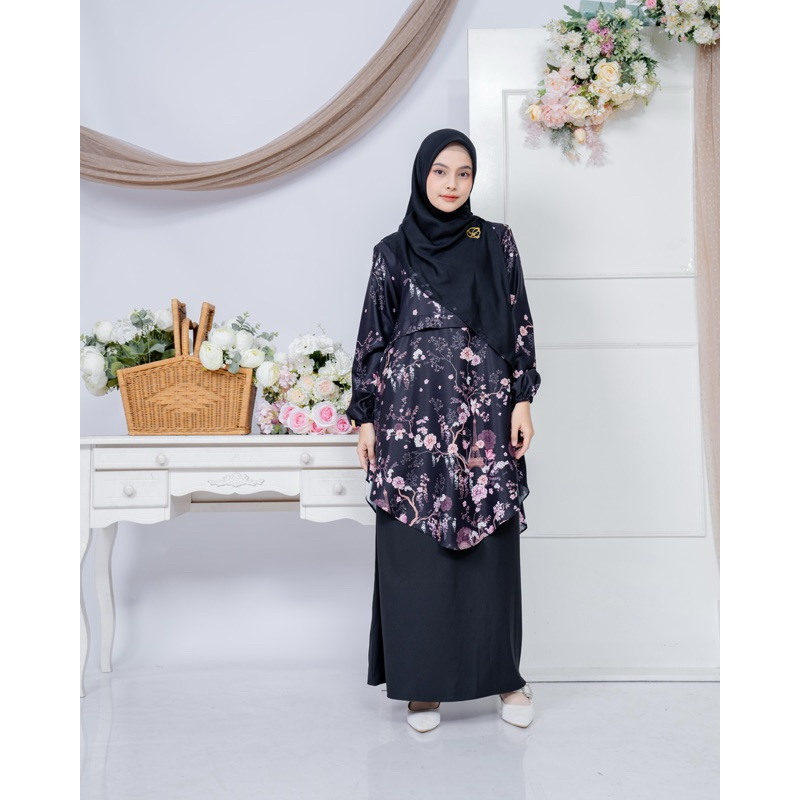 PARIS VAN JAVA TUNIC
