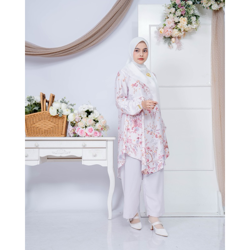 PARIS VAN JAVA TUNIC