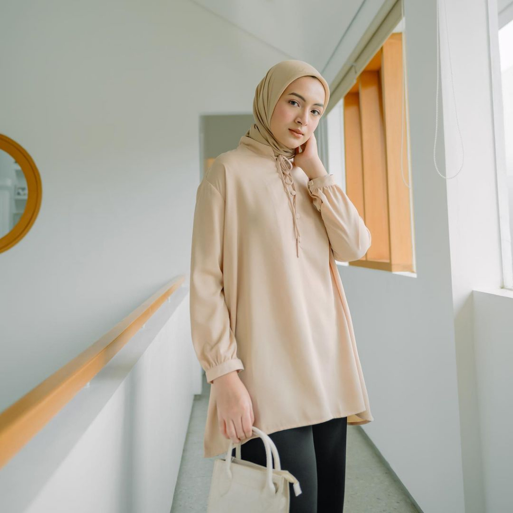 Lights.clo - Cathleen Top