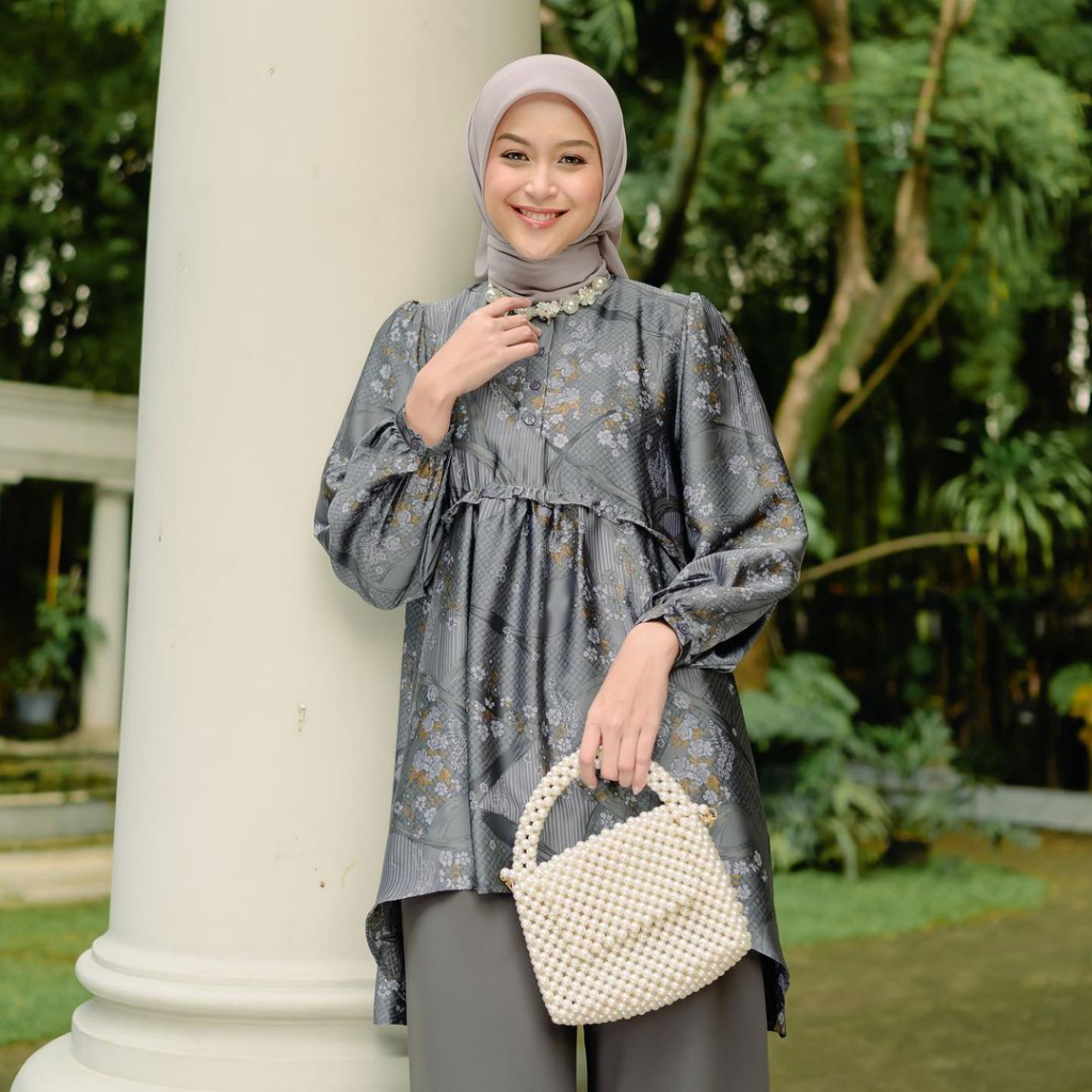 Lights.clo - Kareena Blouse