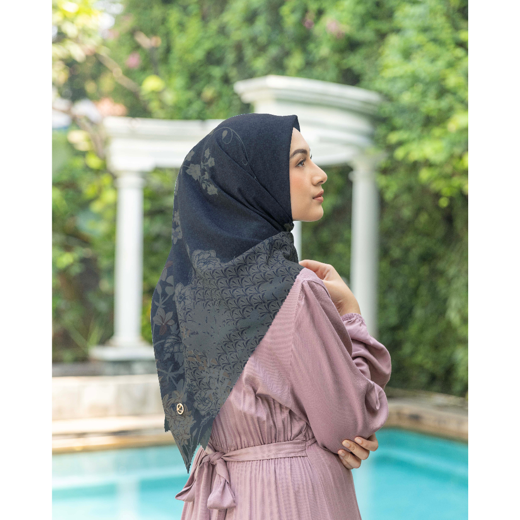 Lights.clo - Aurelie Scarf