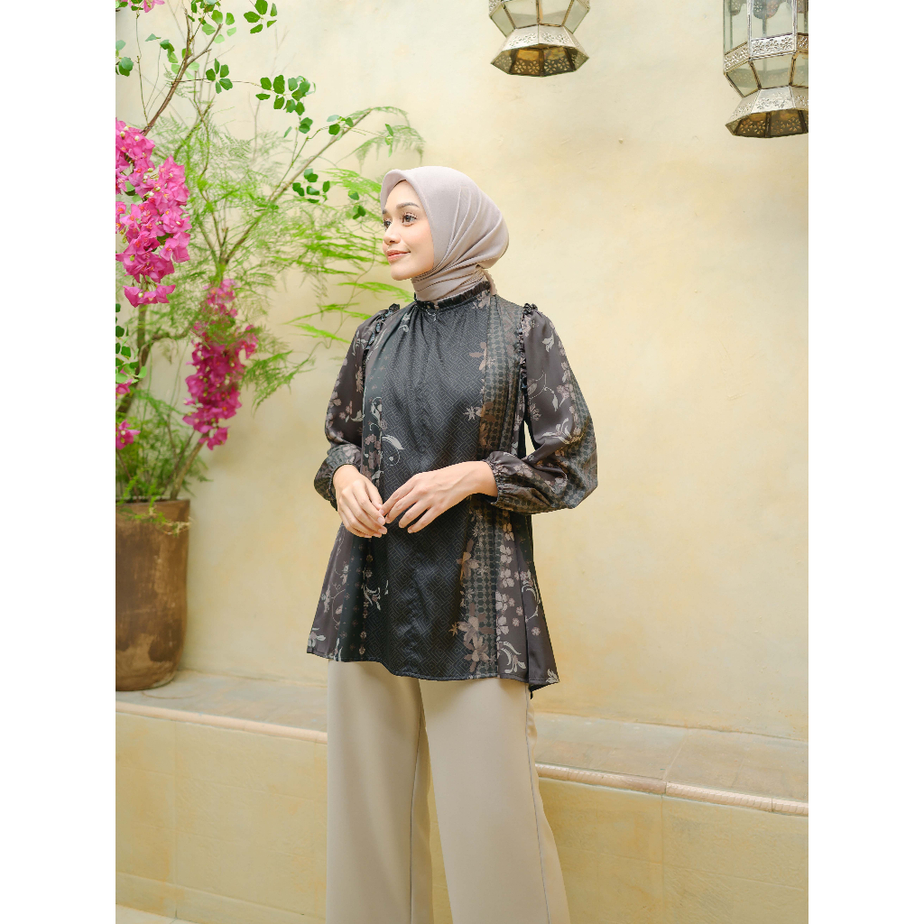 Lights.clo - Sharqi Blouse