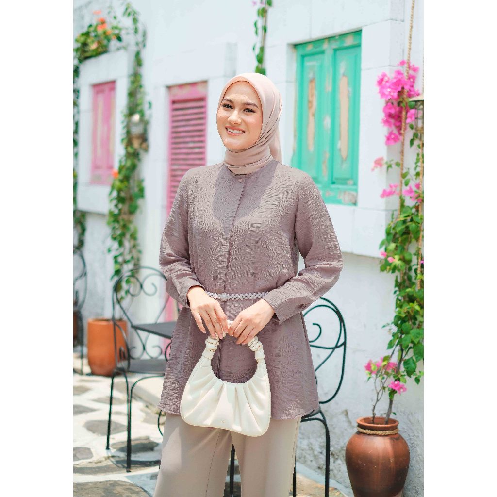 Lights.clo - Aruna Blouse