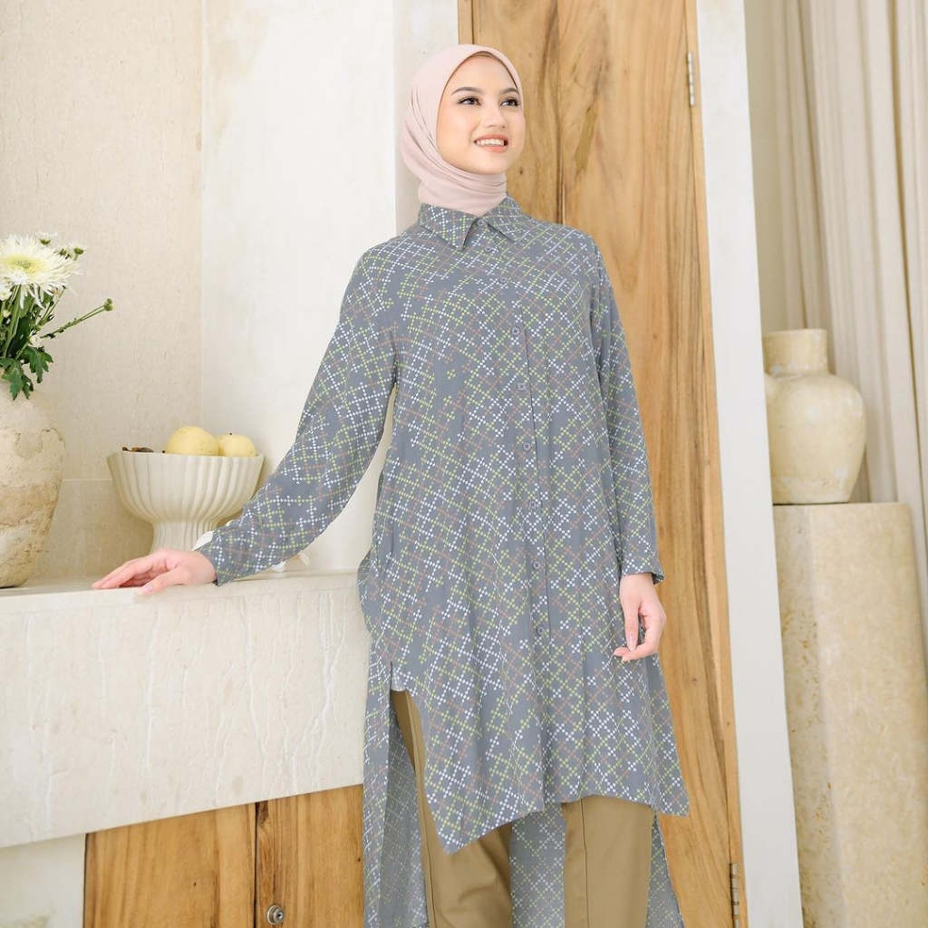 Lights.clo - Gaia Long Tunic