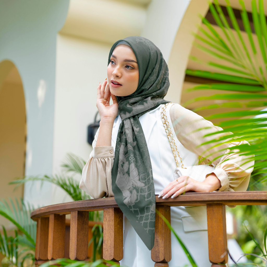 Lights.clo - Seline Scarf