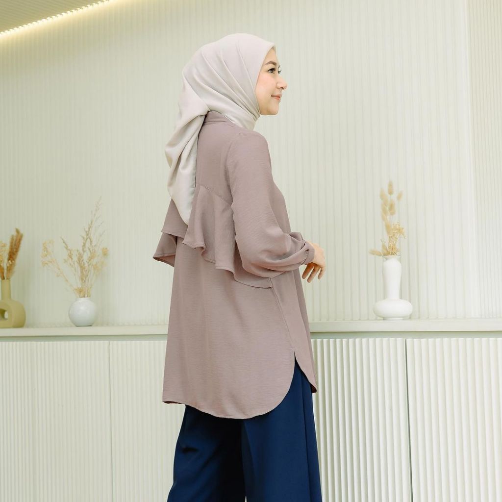 Lights.clo - Selena Blouse