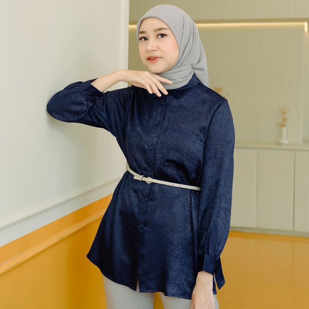 Lights.clo - Titania Top