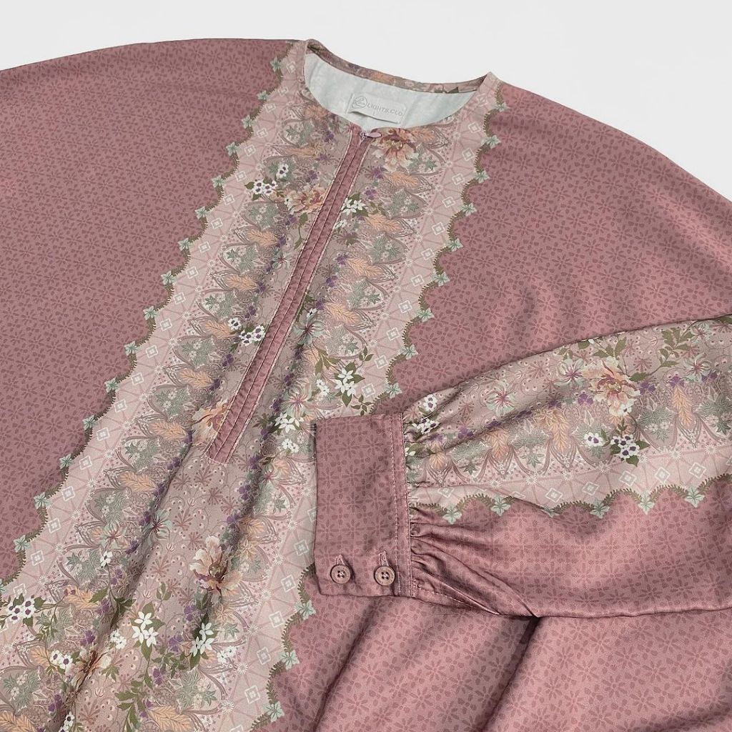 LIGHTSCLO - Sahira Kaftan