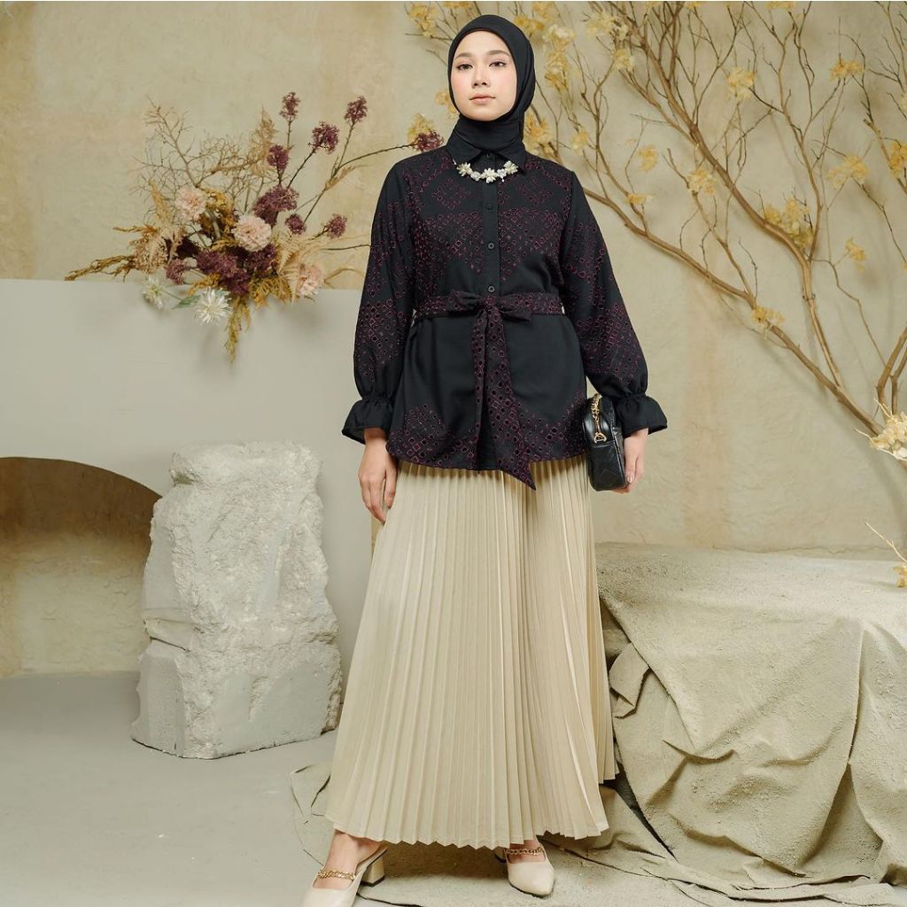 LIGHTSCLO - Gameela blouse