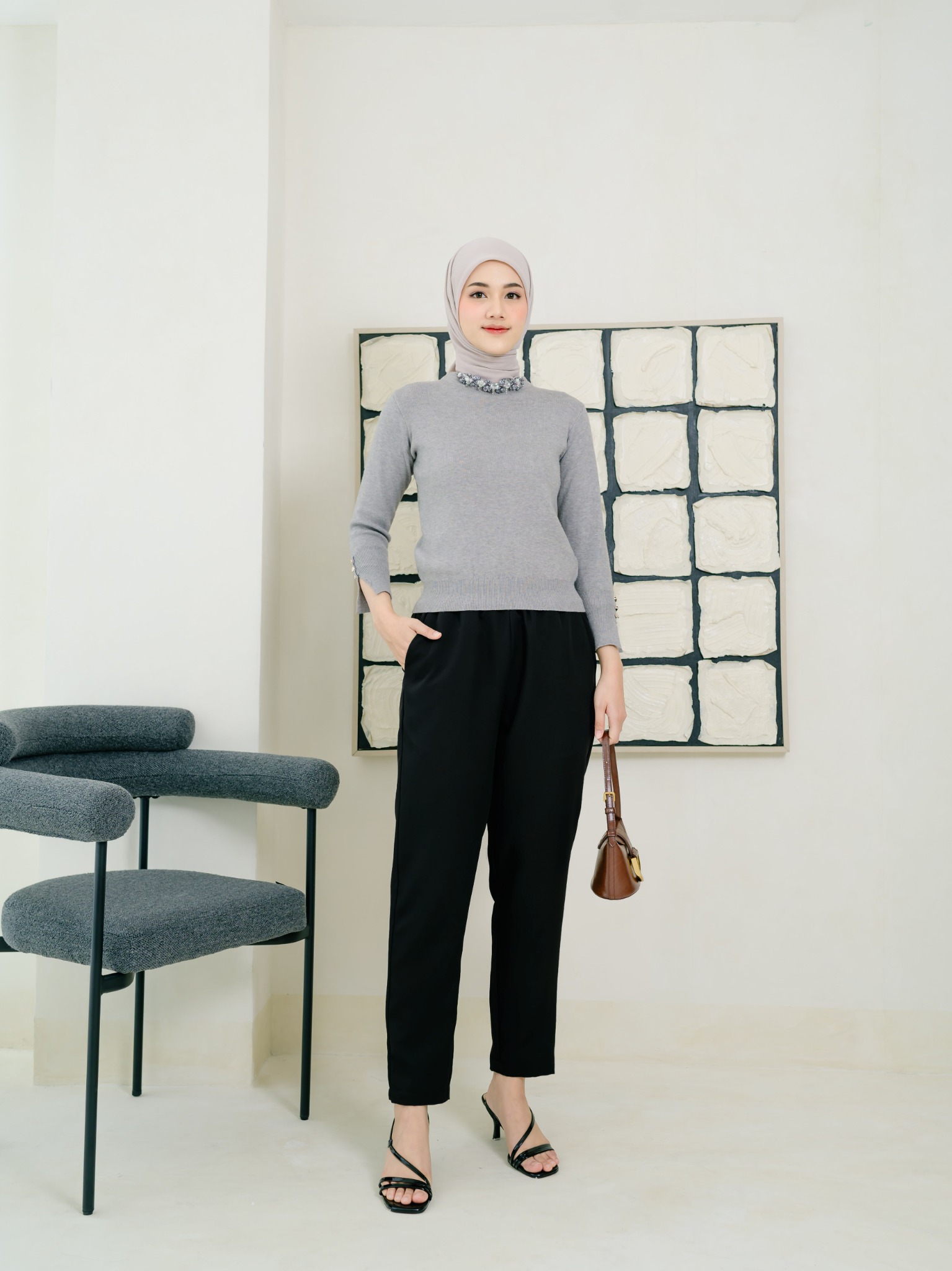 Lightsclo - Daily Pants Raya Series