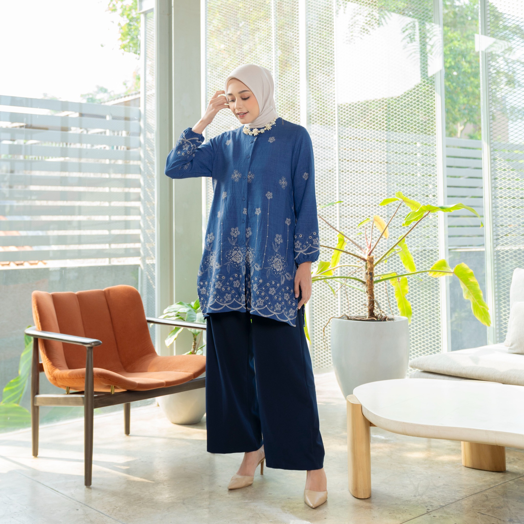 Lightsclo - Ziva Tunic