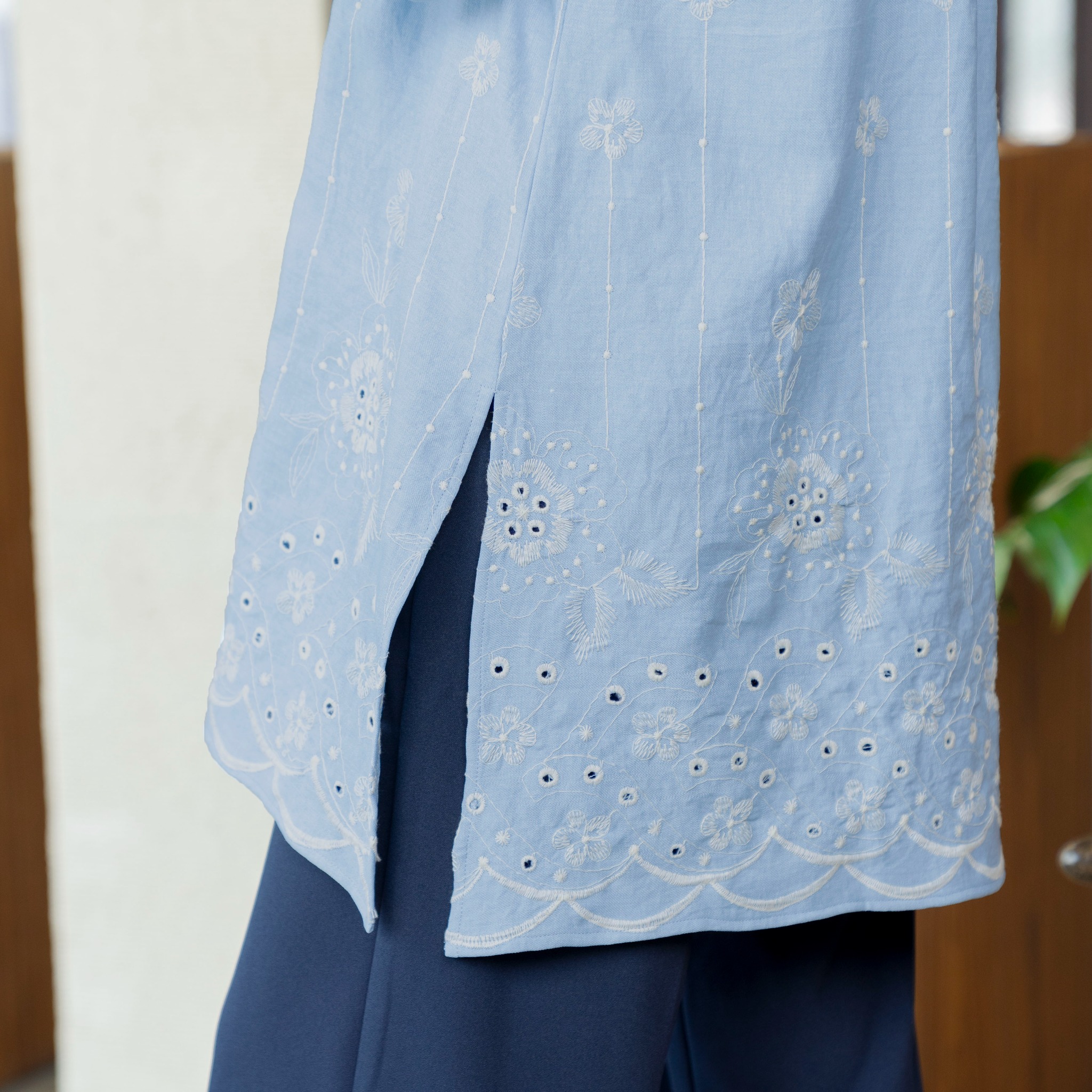 Lightsclo - Ziva Tunic