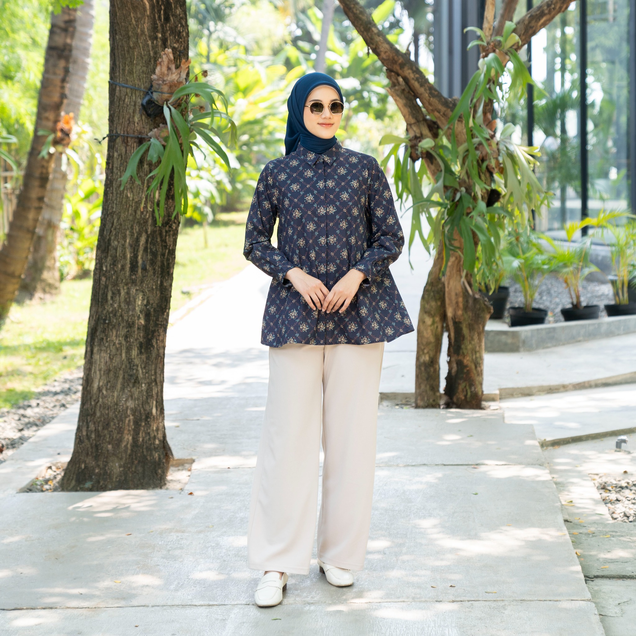 Lightsclo - Catleya Blouse