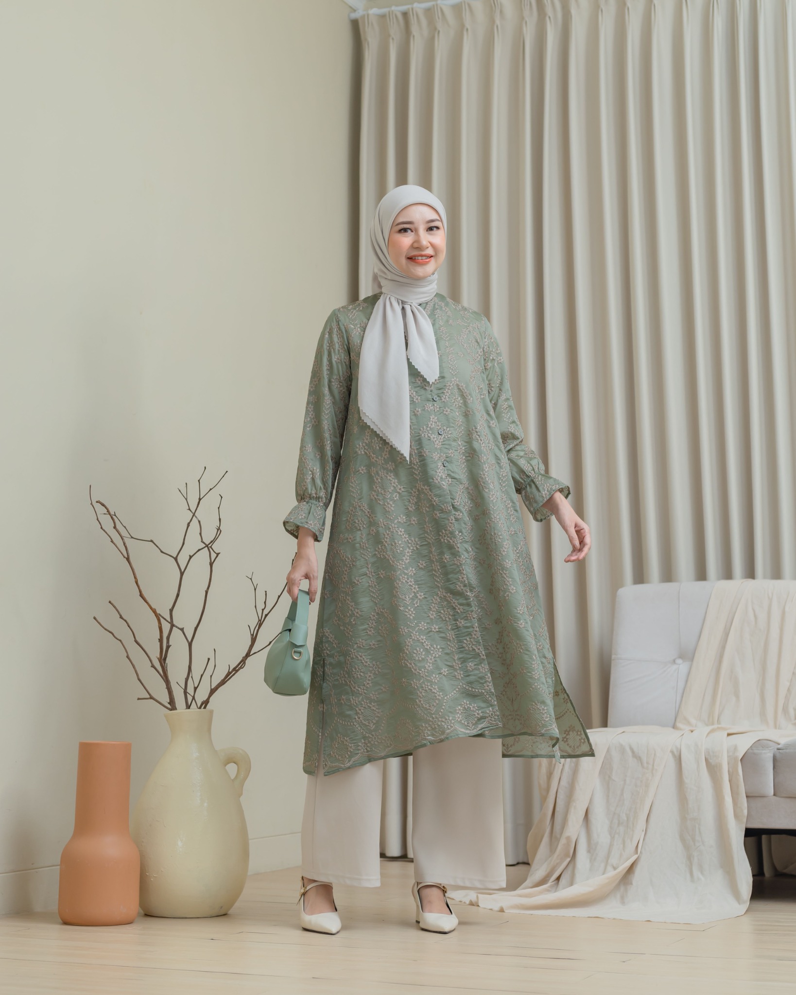 Lightsclo - Adaleine Tunic