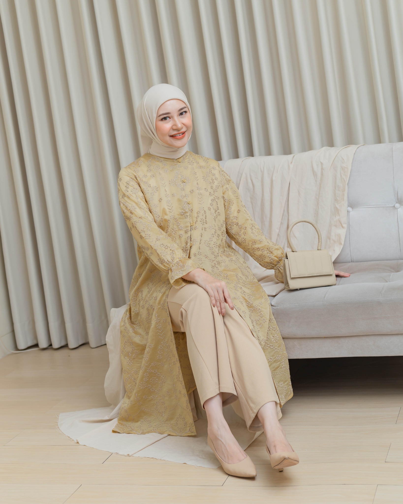 Lightsclo - Adaleine Tunic