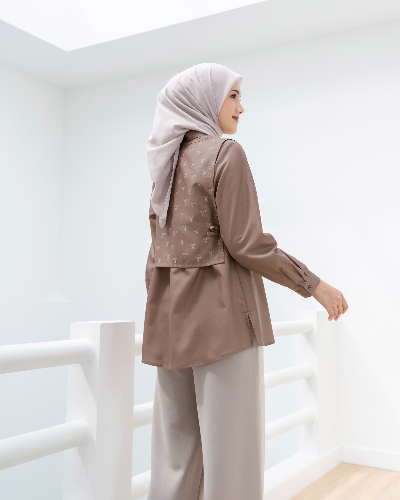 Lightsclo - Camia Blouse