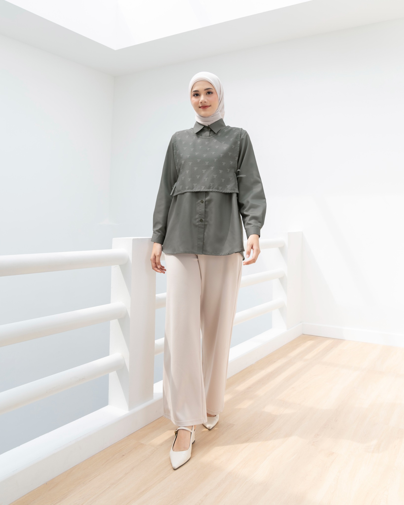 Lightsclo - Camia Blouse