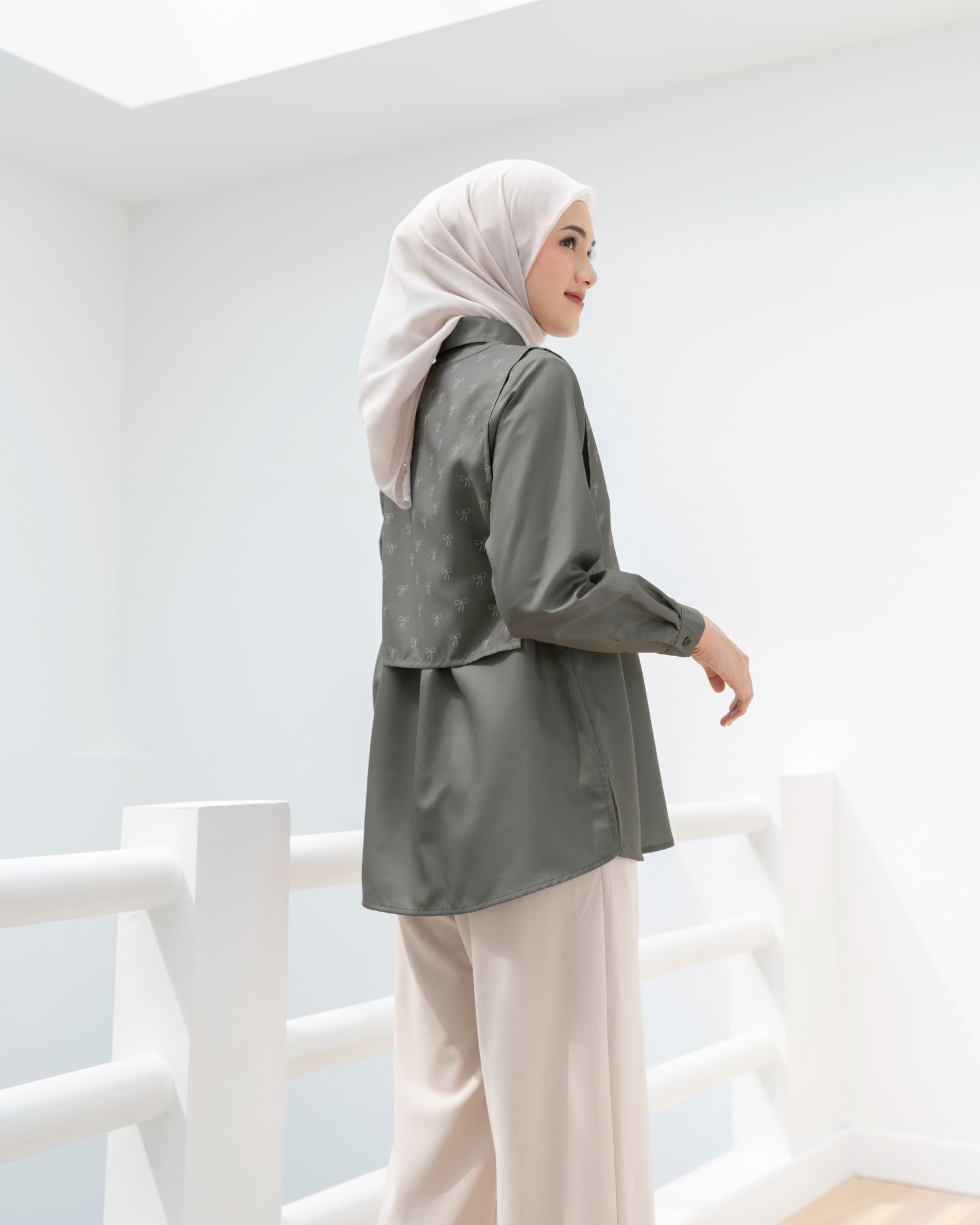 Lightsclo - Camia Blouse