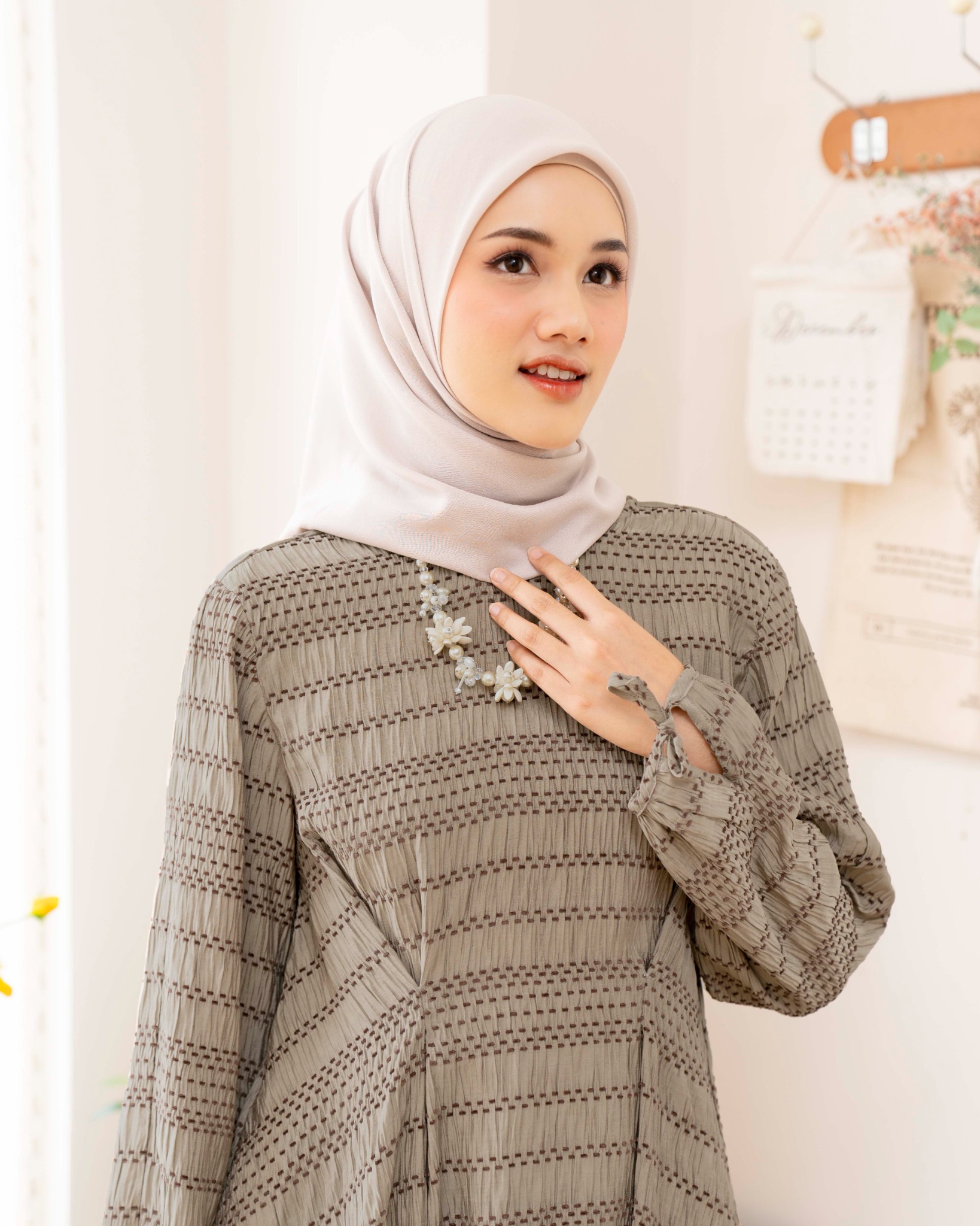 LIGHTS.CLO - Emma Blouse