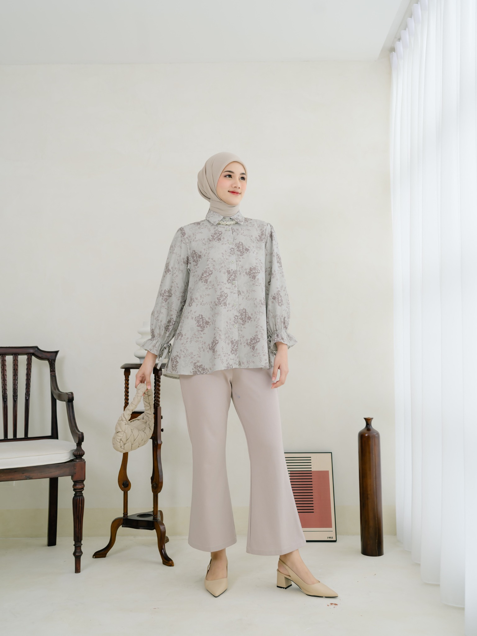 Lightsclo - Freesia Blouse