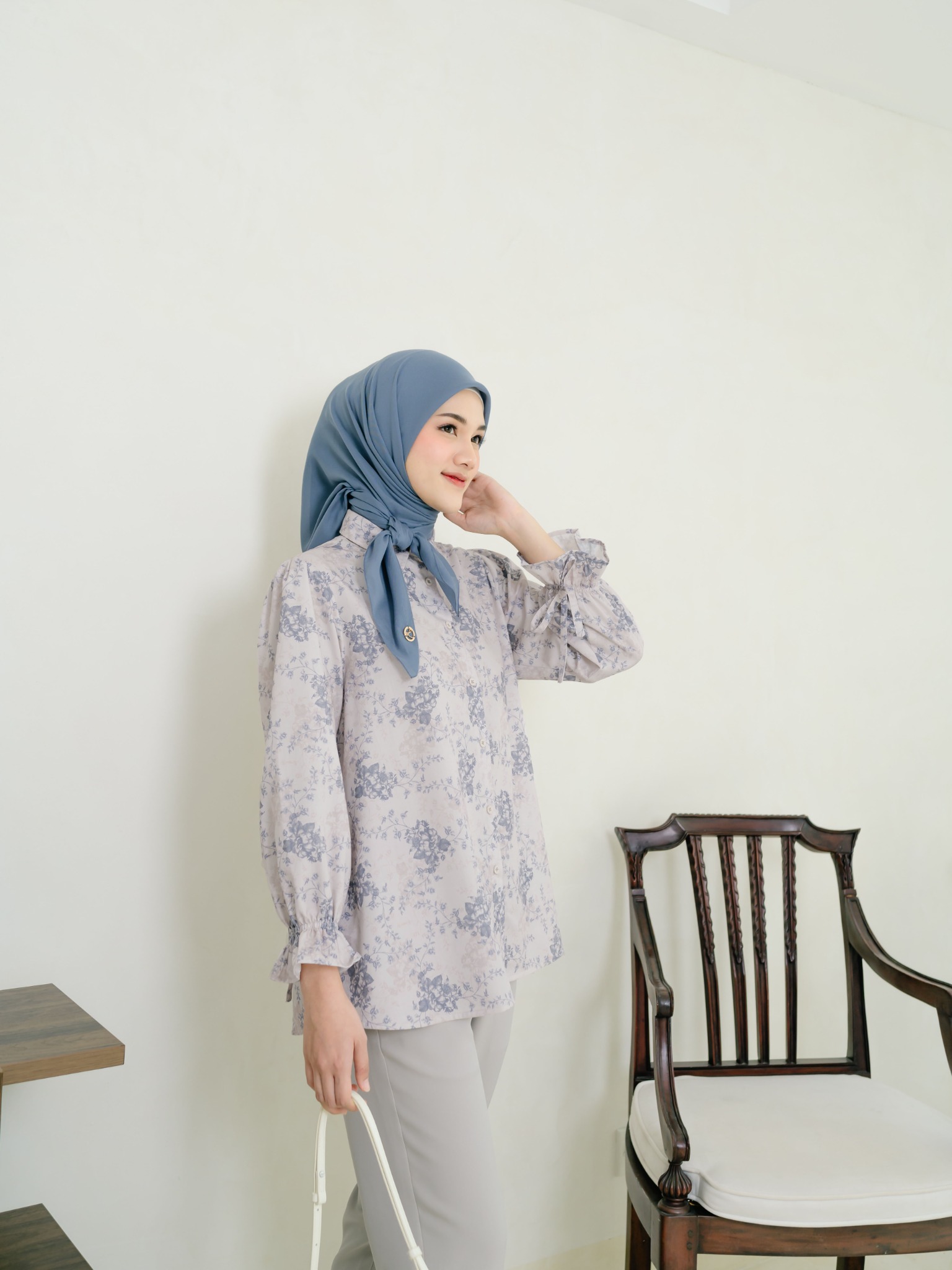 Lightsclo - Freesia Blouse