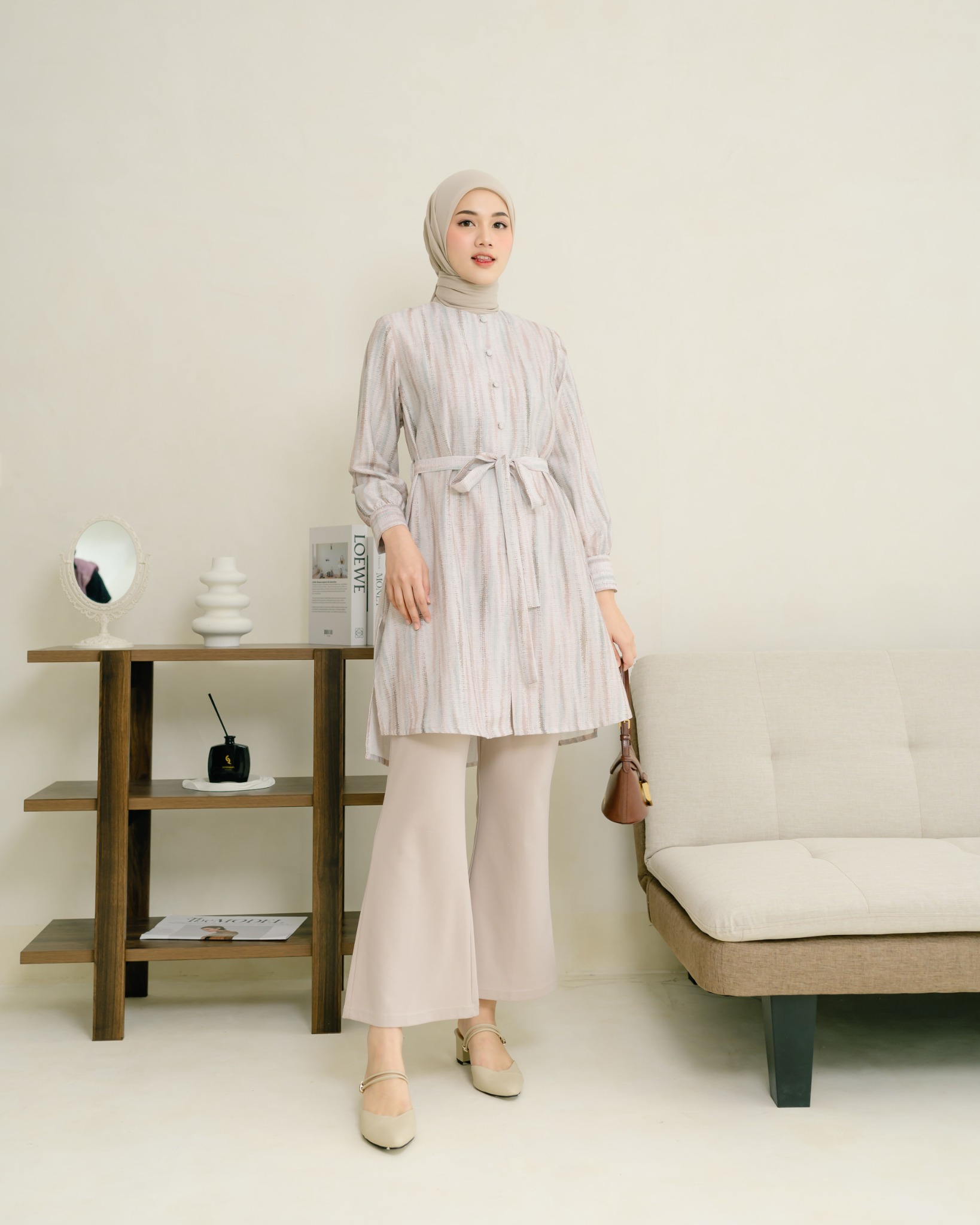 Lightsclo - Zalina Tunic 