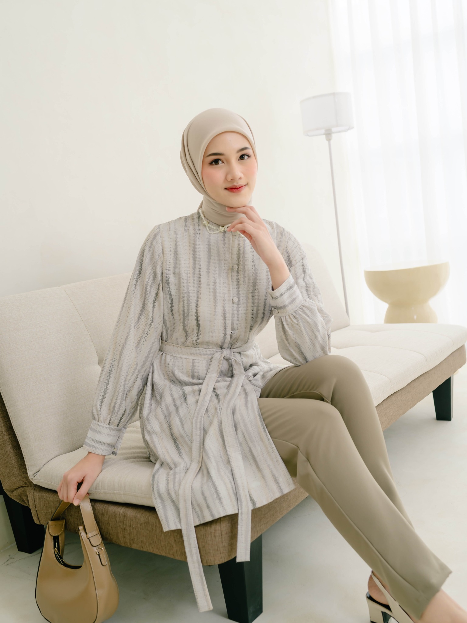 Lightsclo - Zalina Tunic 