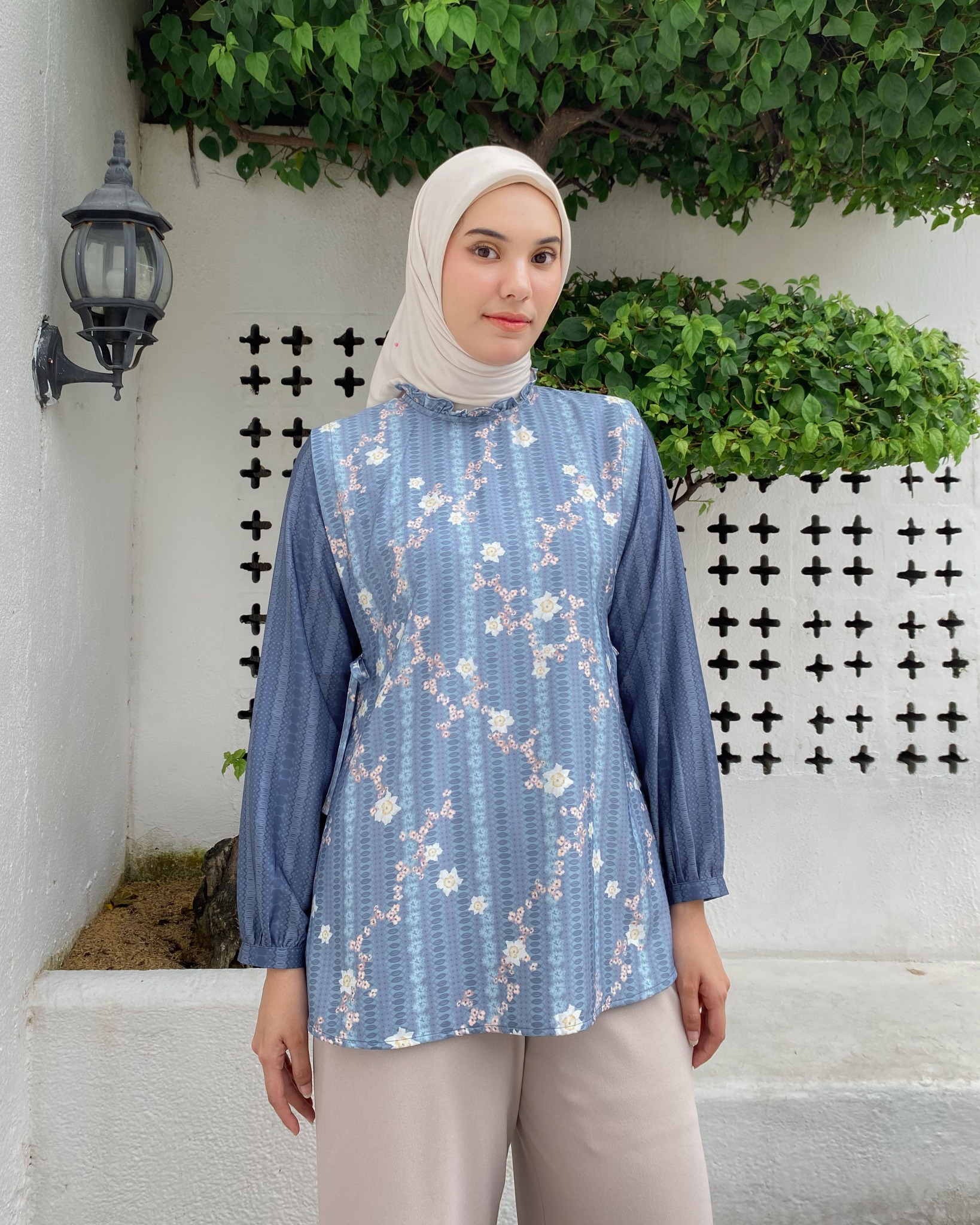 Lightsclo - Hafsah Blouse