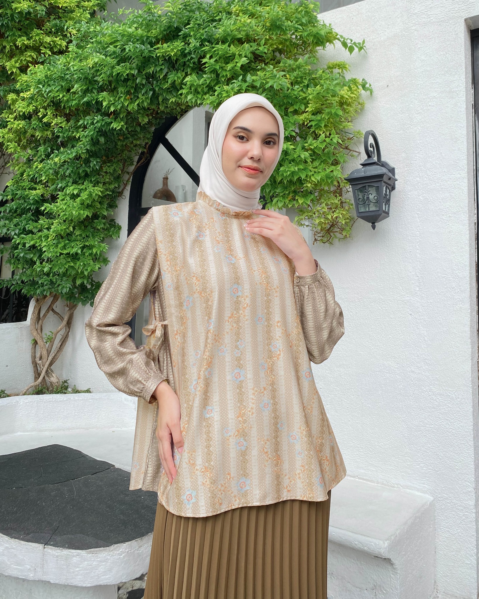 Lightsclo - Hafsah Blouse