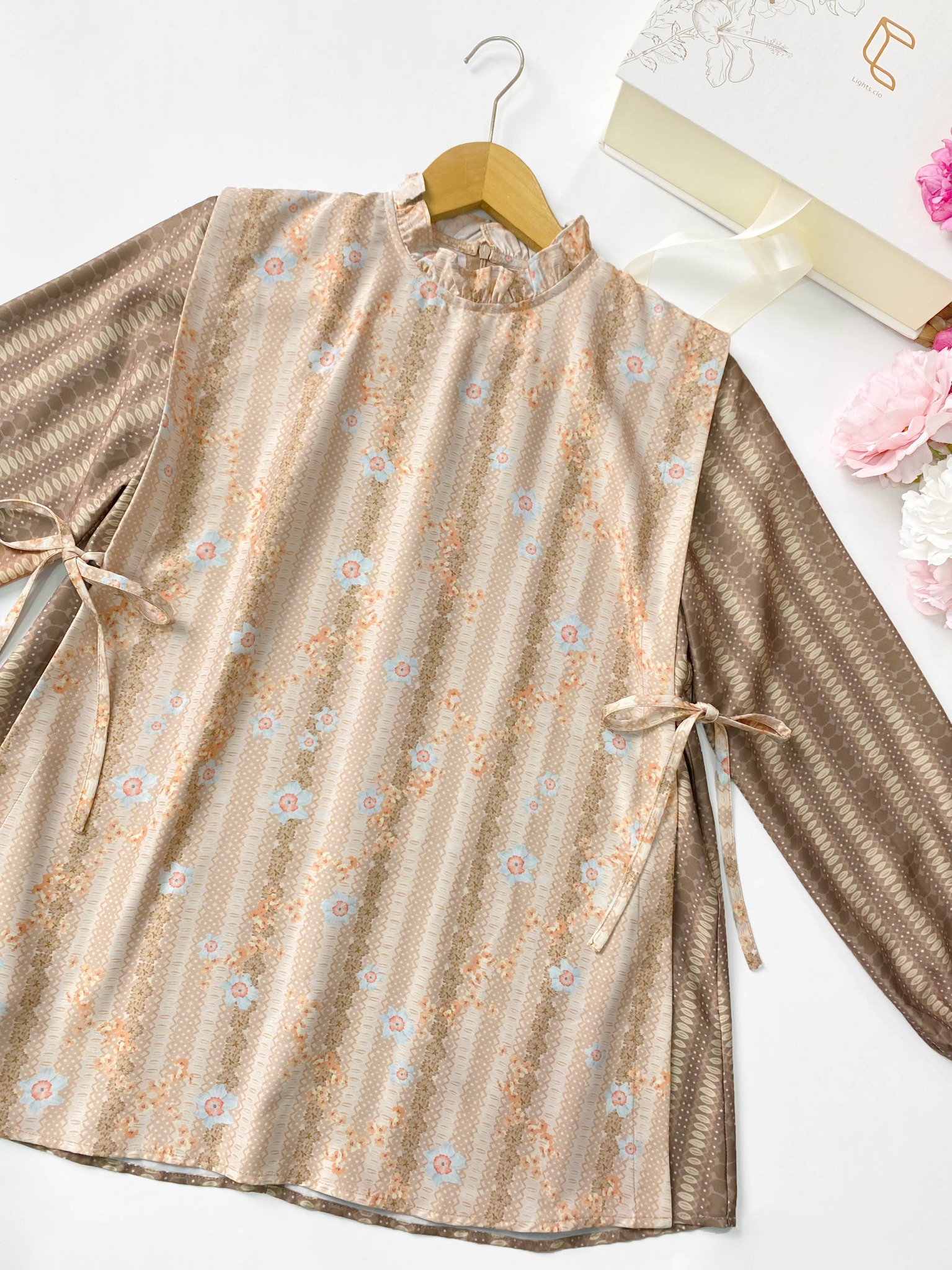Lightsclo - Hafsah Blouse