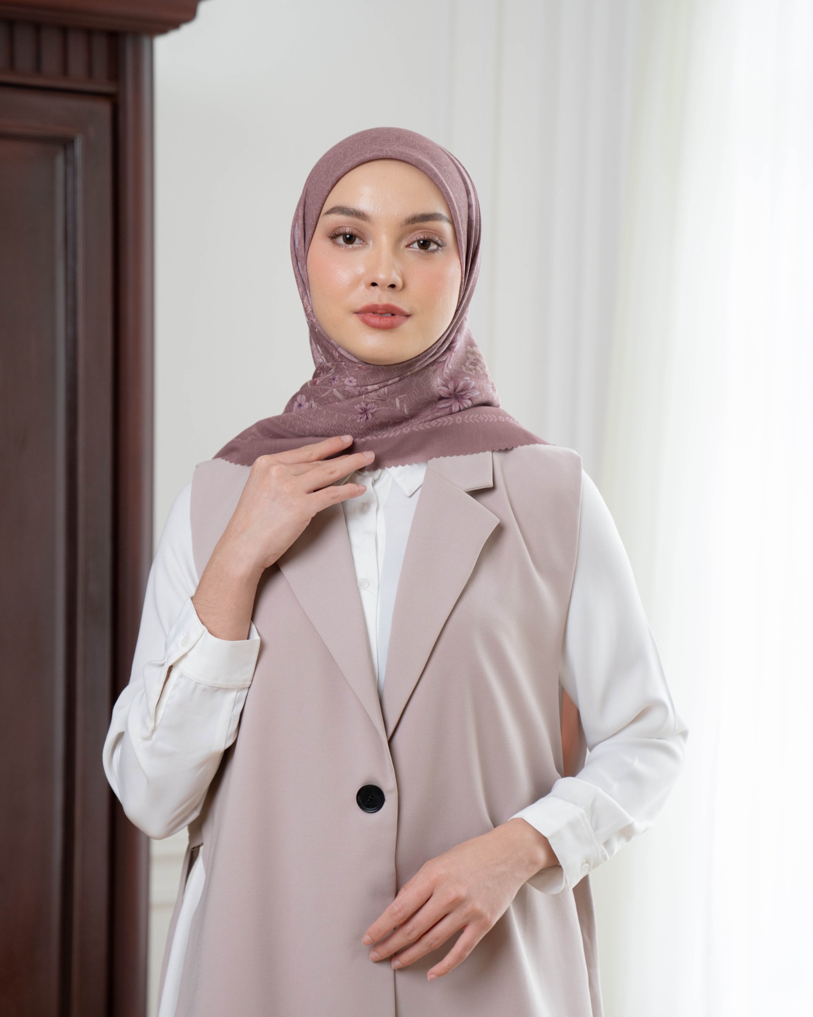 Lightsclo - Khalisa Scarf