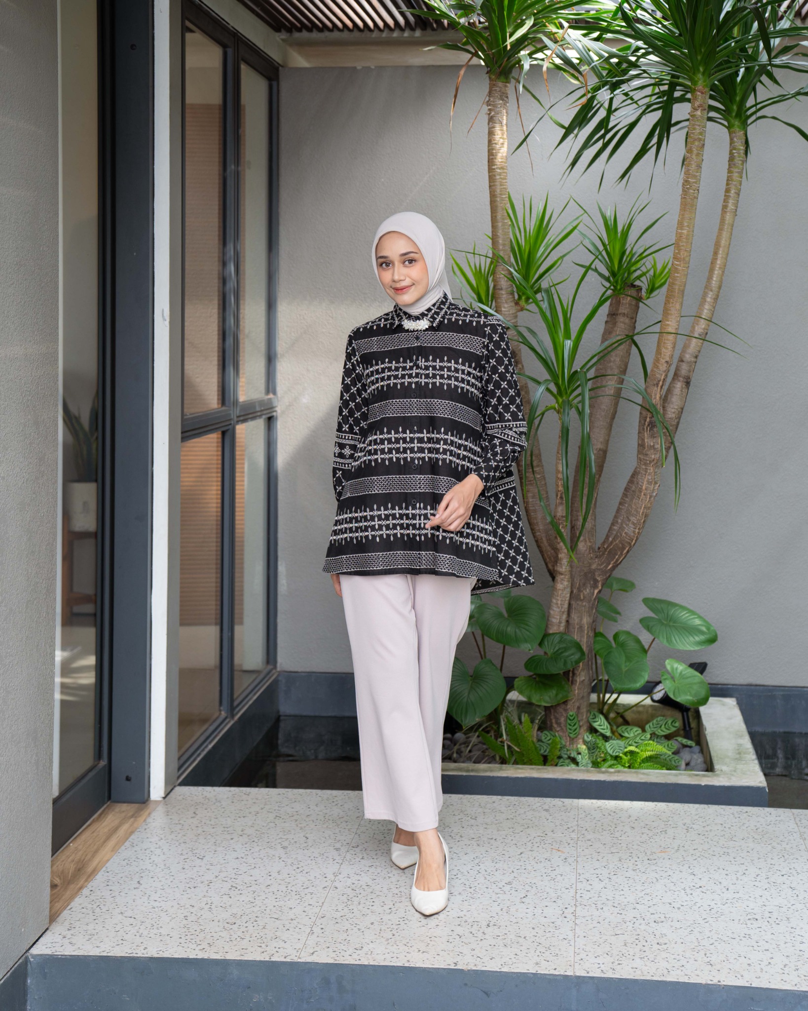 Lightsclo - Adeeva Blouse