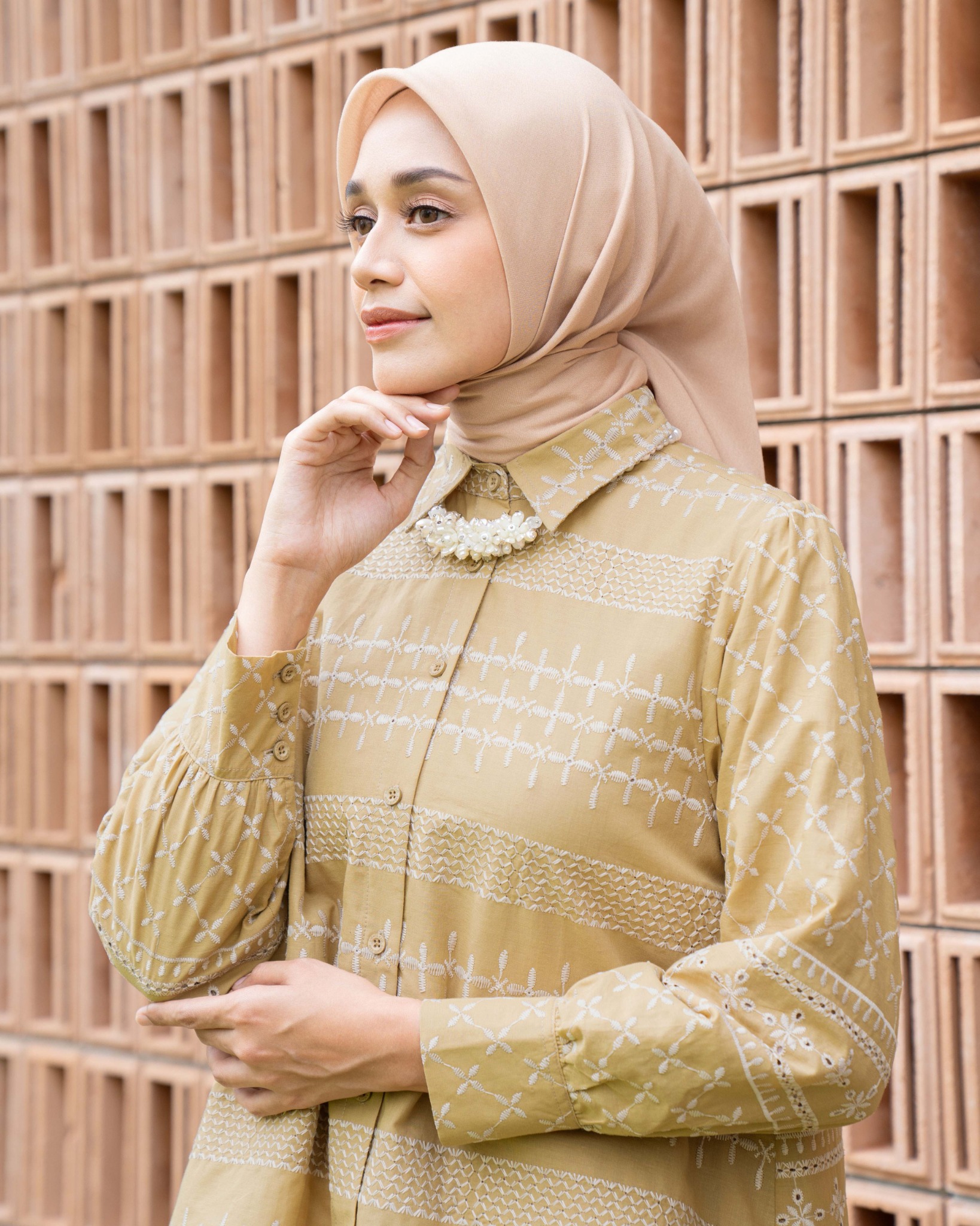 Lightsclo - Adeeva Blouse
