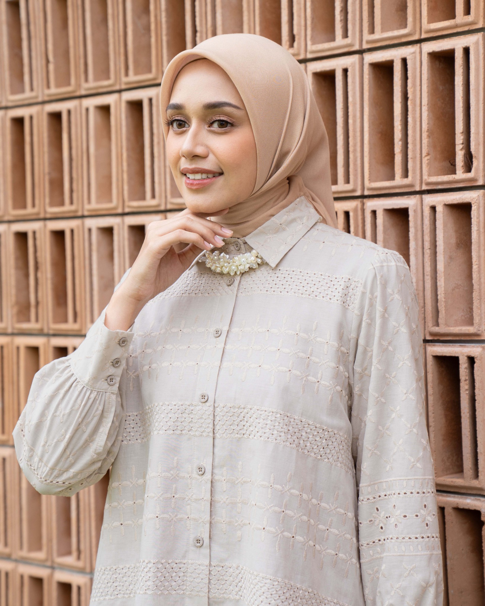 Lightsclo - Adeeva Blouse