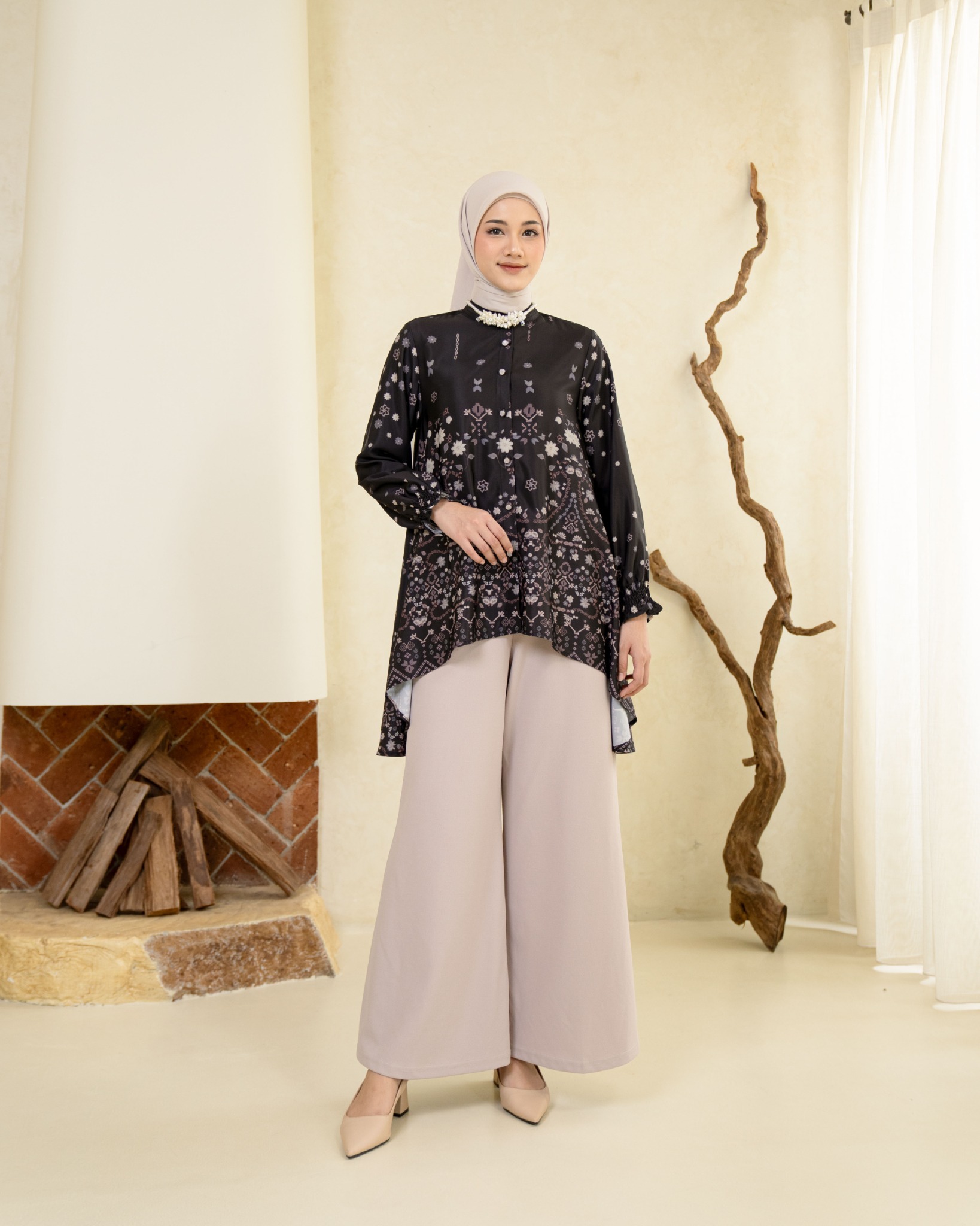 Lightsclo - Raudhah Tunic