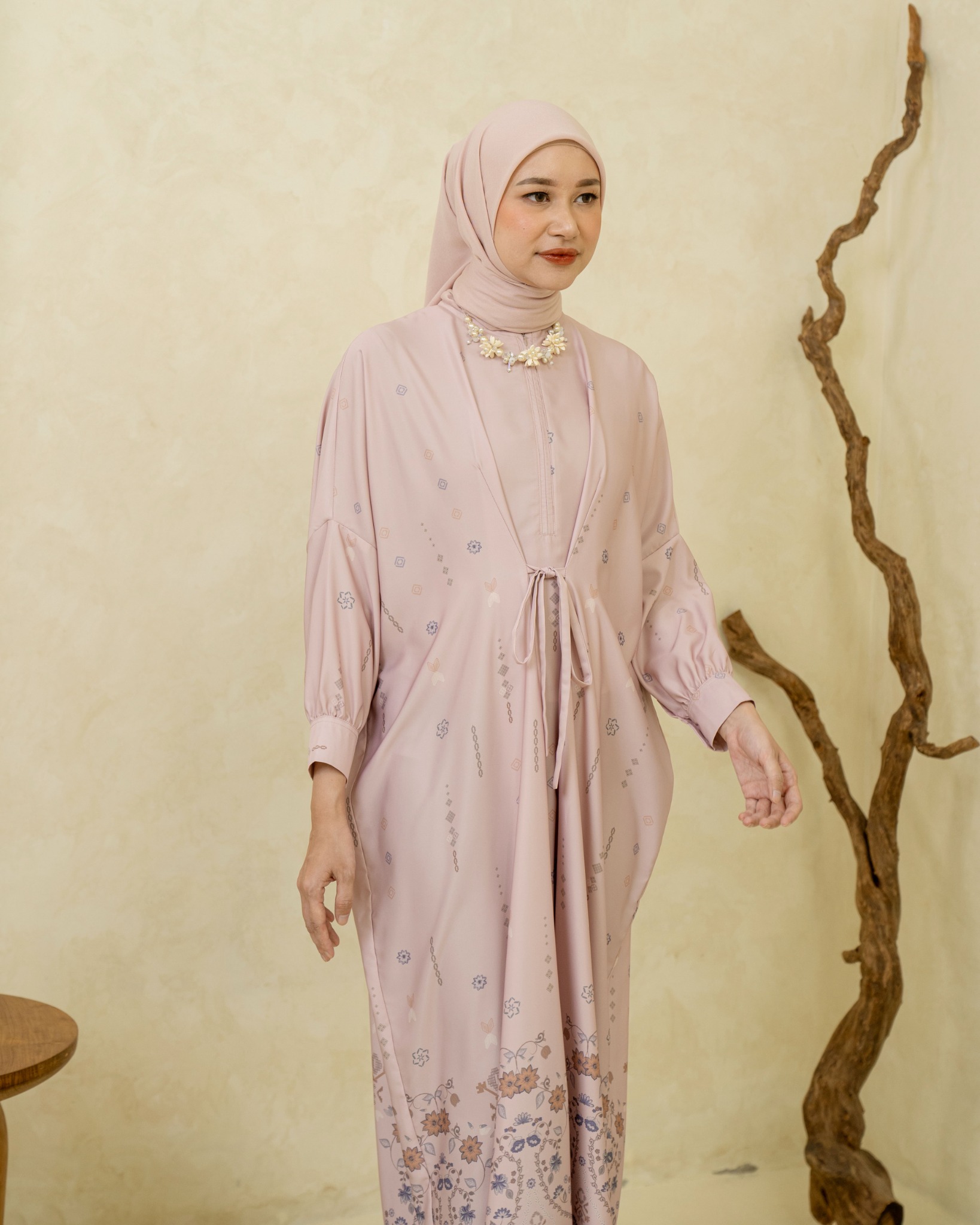 Lightsclo - Raudhah Kaftan