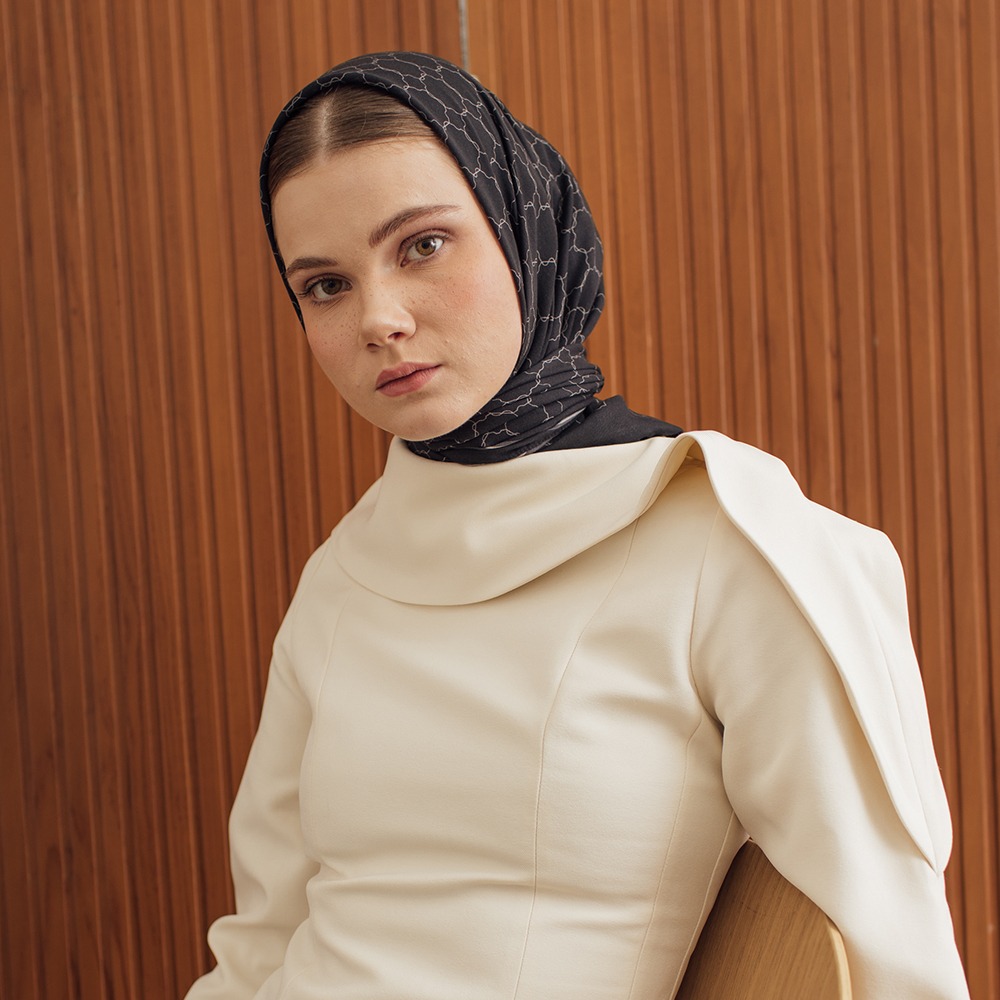 PARTE Primrose Classic Printed Scarf Hijab Motif