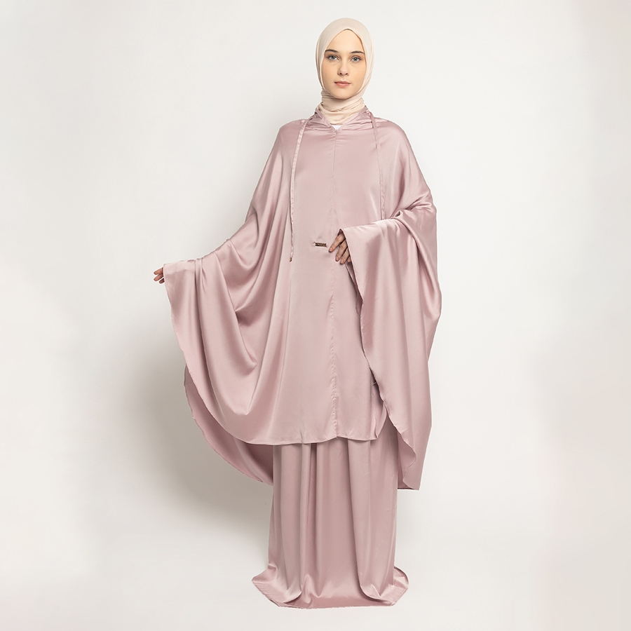 PARTE Yarra Prayer Robe